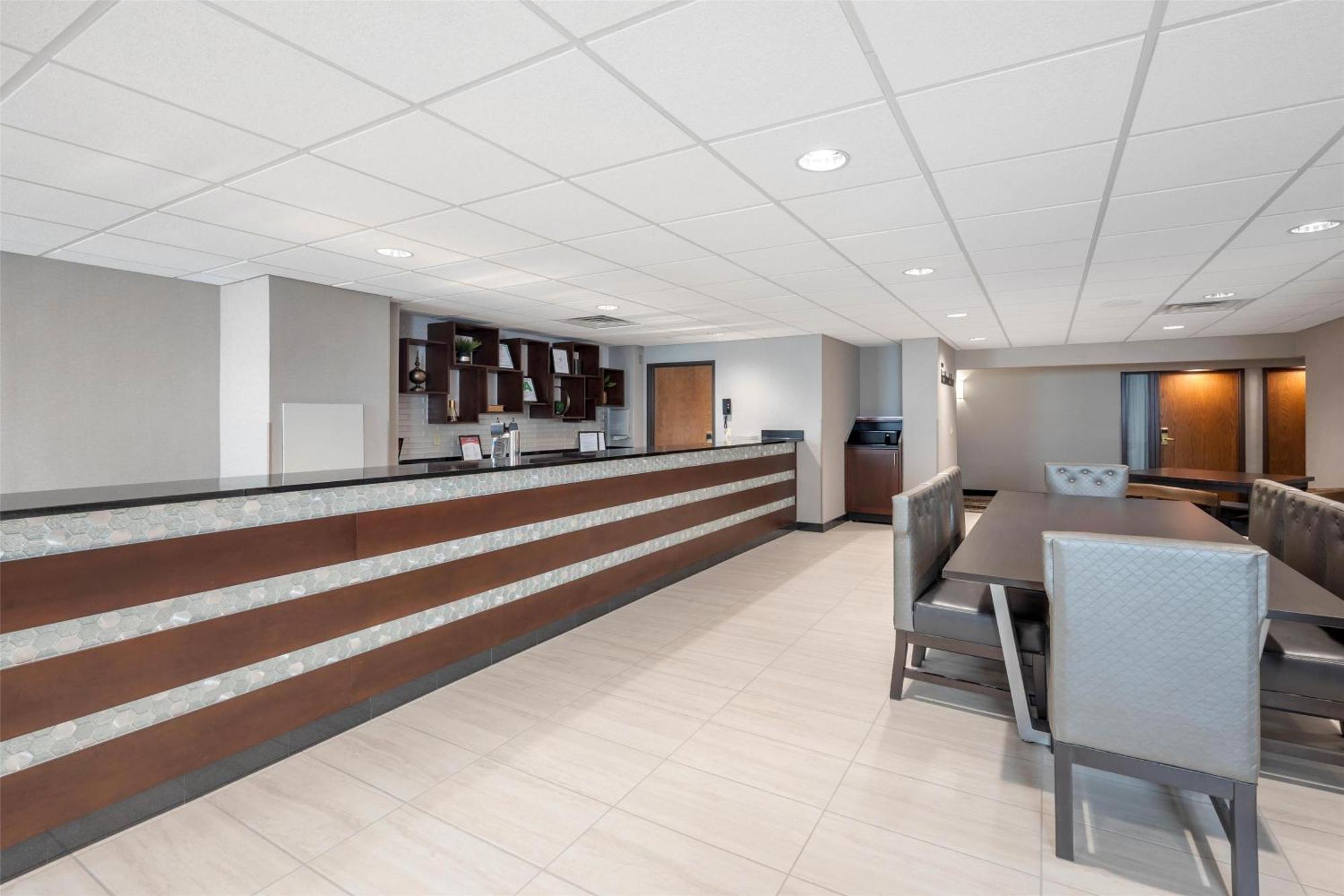 Drury Inn & Suites Падука Екстериор снимка