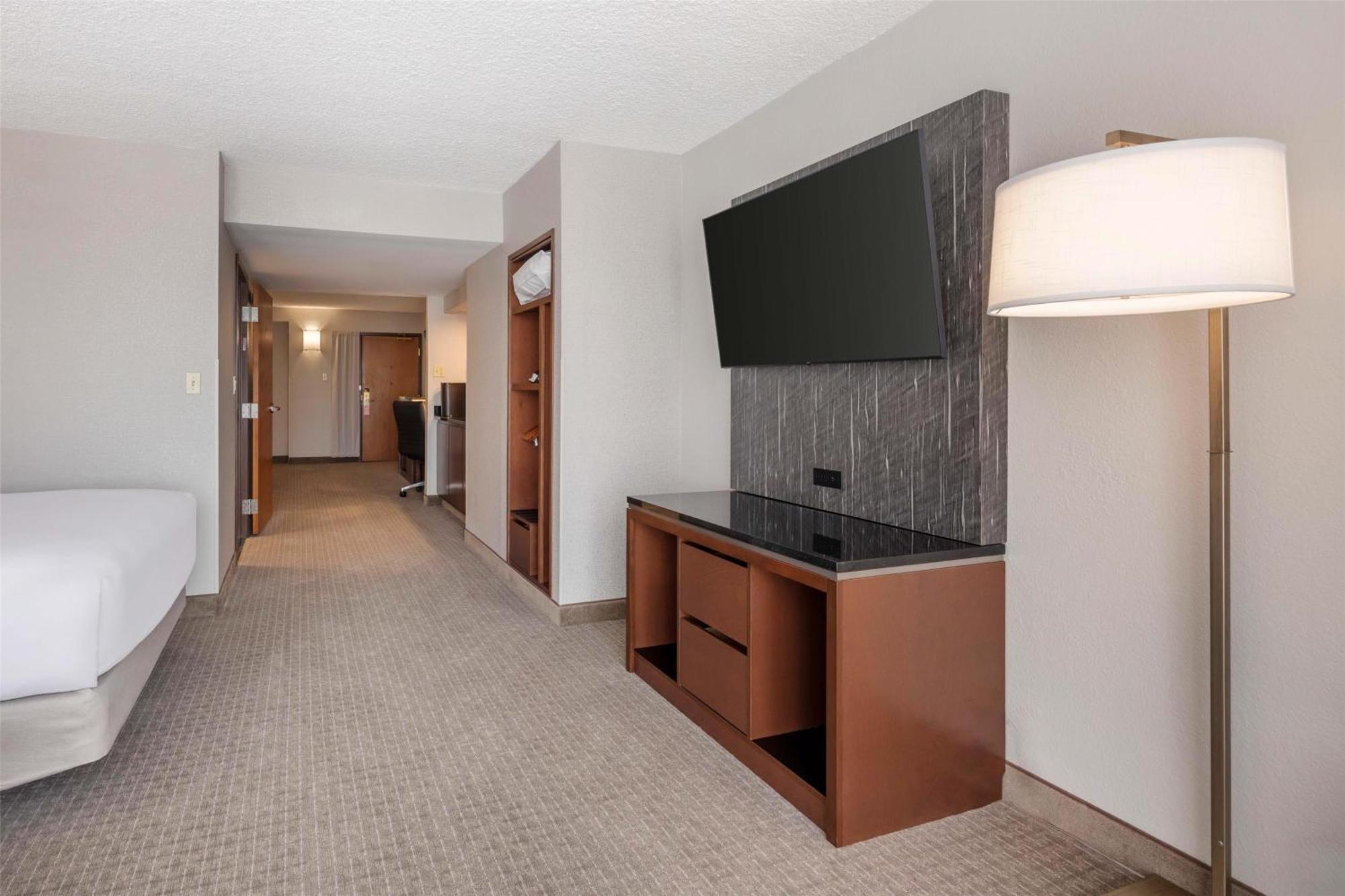 Drury Inn & Suites Падука Екстериор снимка