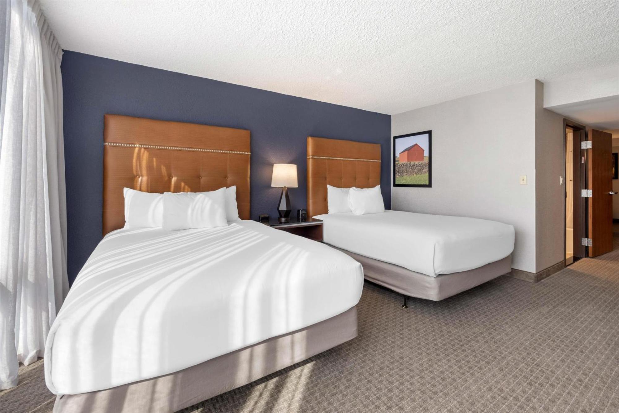 Drury Inn & Suites Падука Екстериор снимка