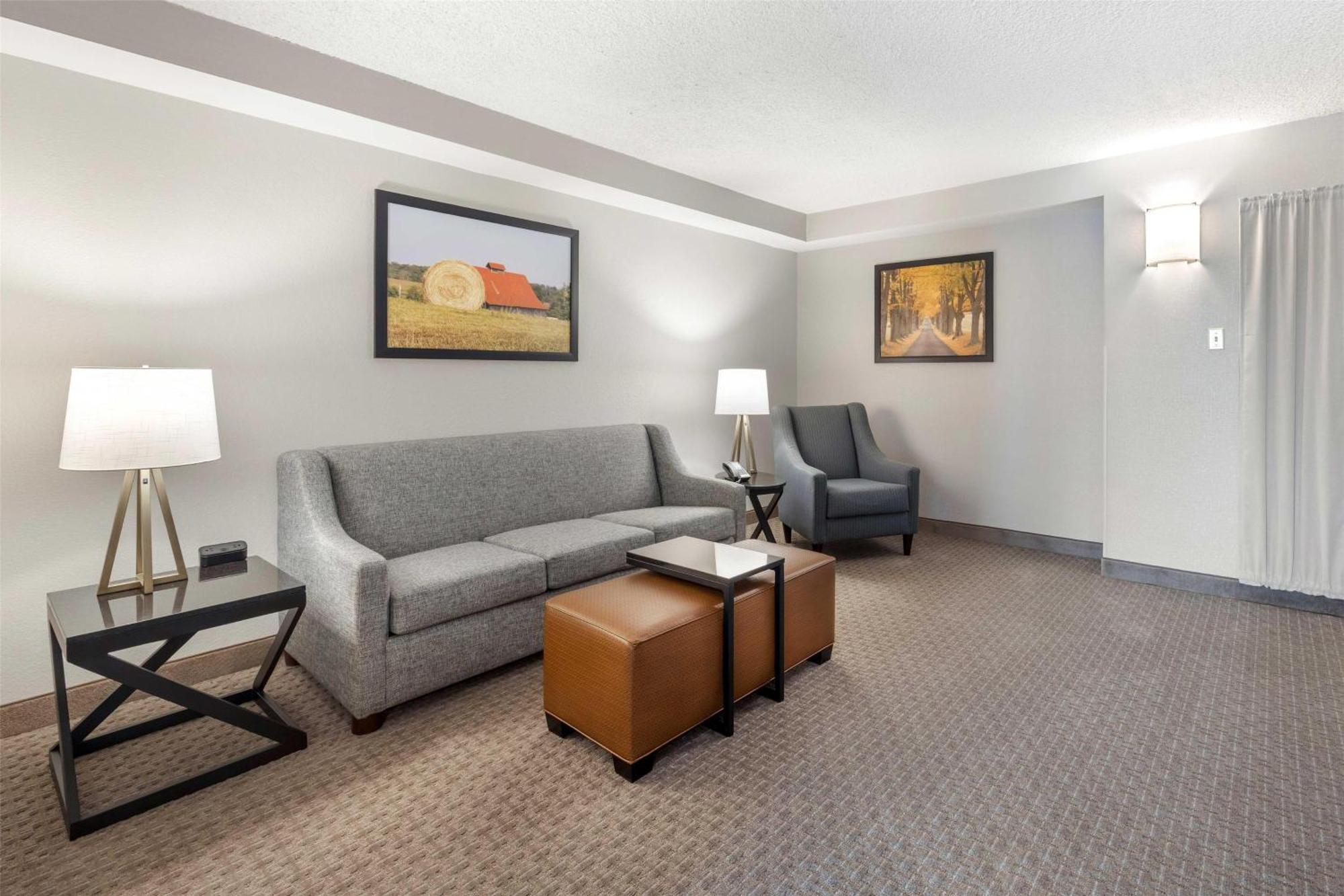 Drury Inn & Suites Падука Екстериор снимка