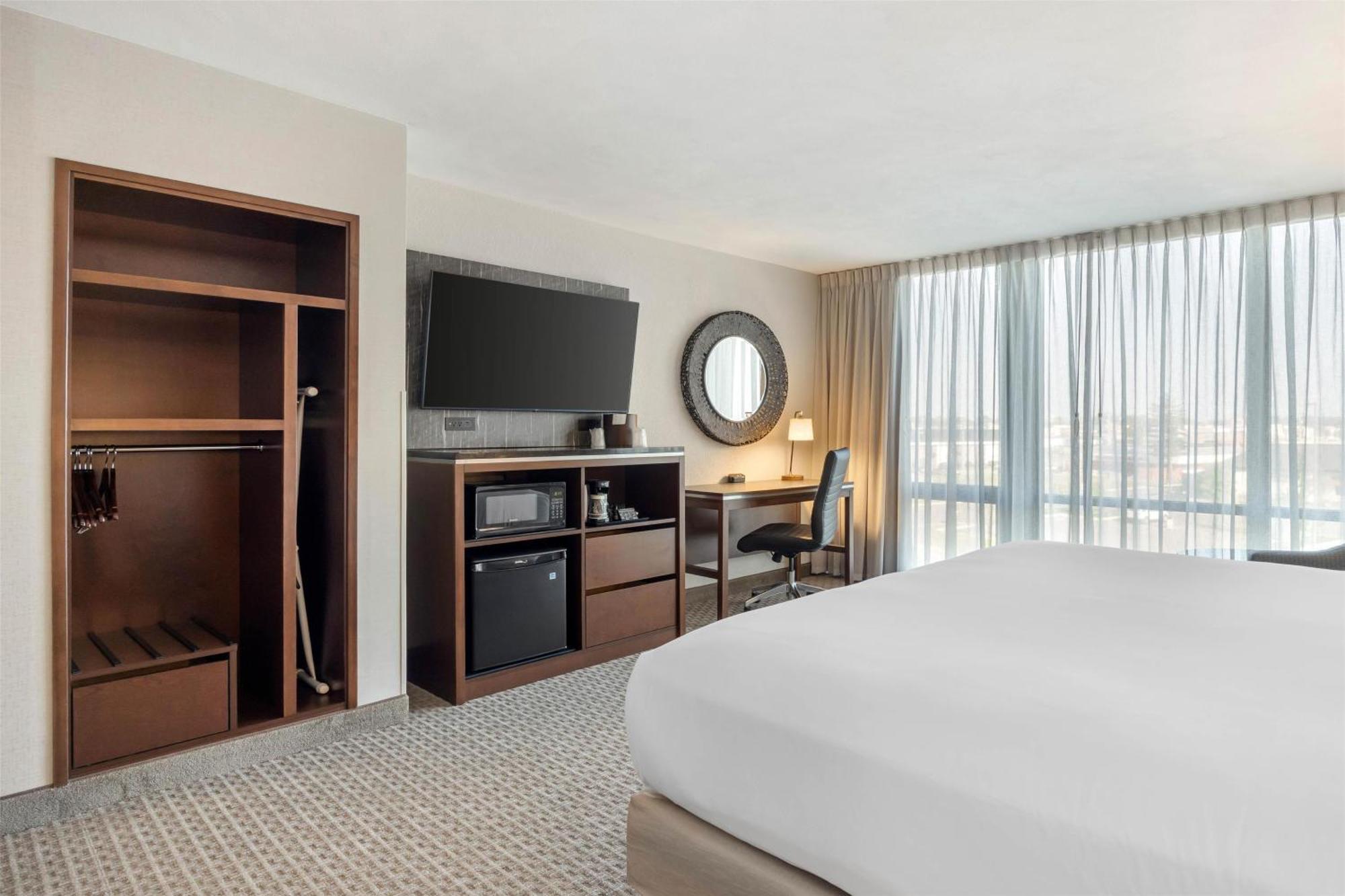 Drury Inn & Suites Падука Екстериор снимка