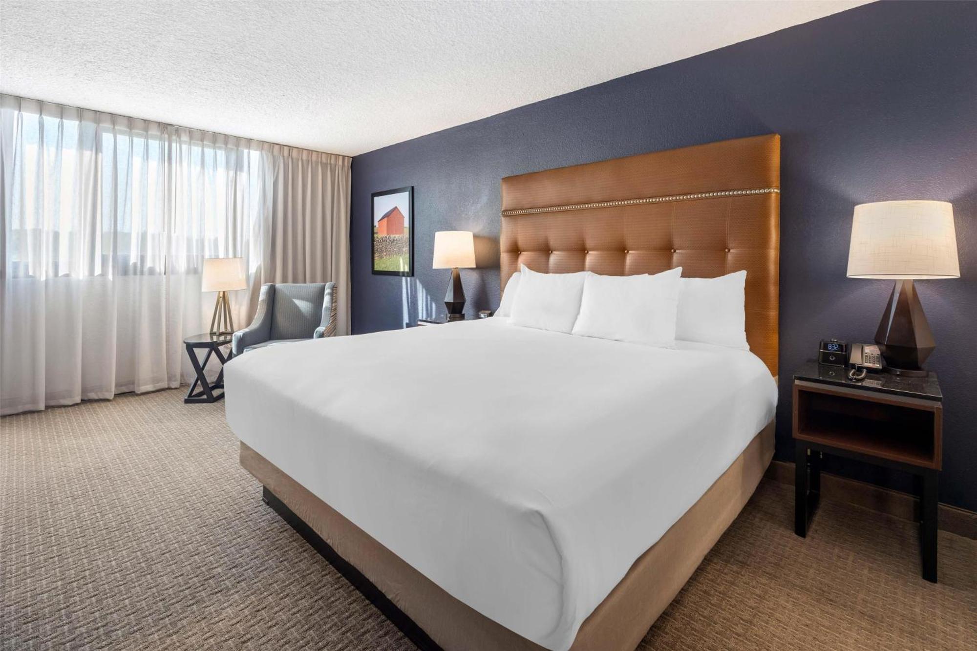 Drury Inn & Suites Падука Екстериор снимка