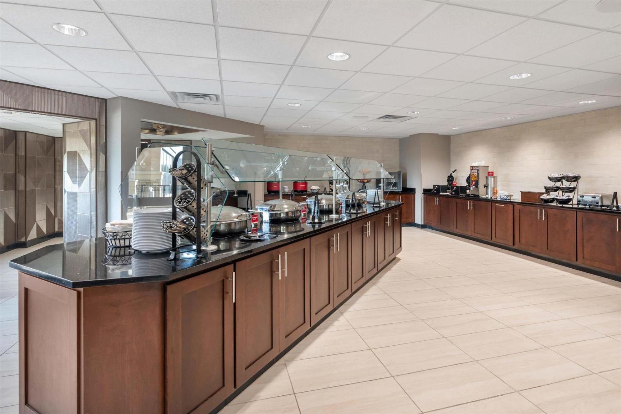 Drury Inn & Suites Падука Екстериор снимка